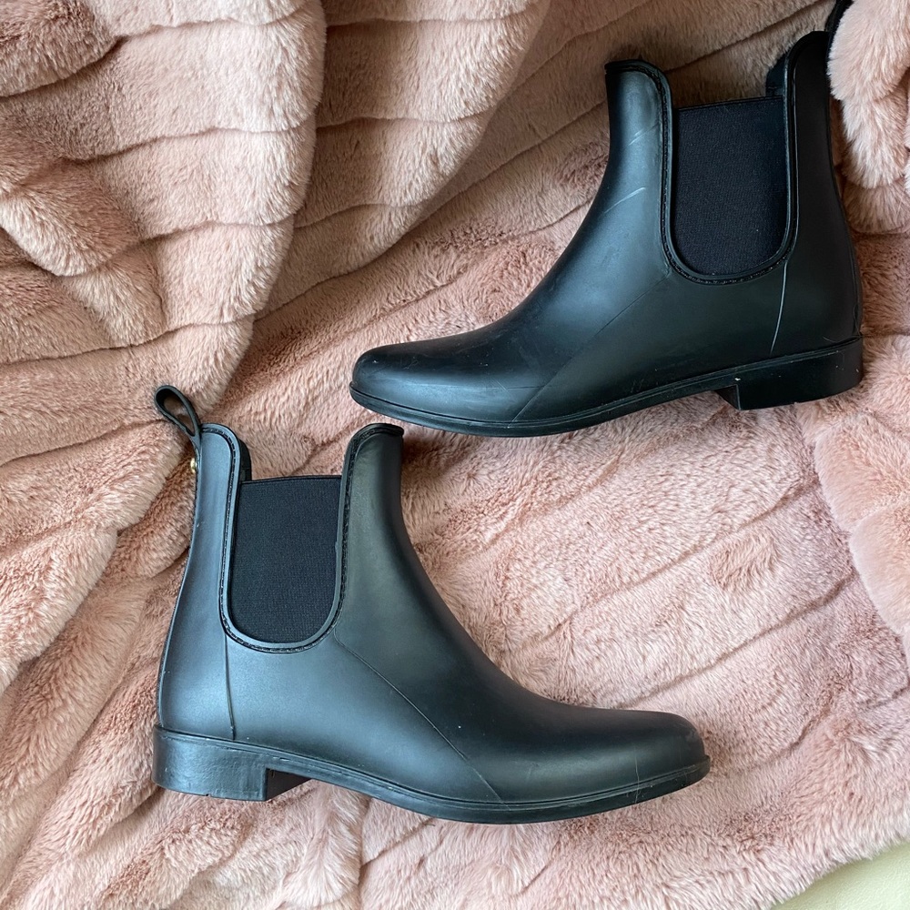 Sam Edelman Tinsley waterproof booties